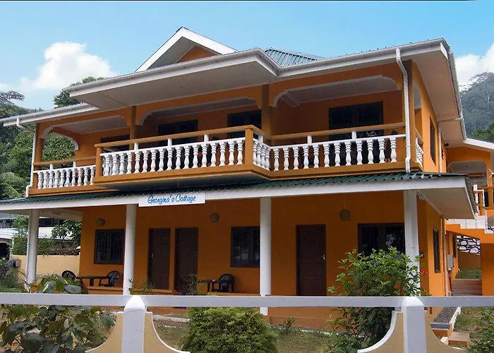Georgina\'S Cottage